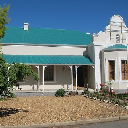 Hotel Ladismith Manor Esterno foto