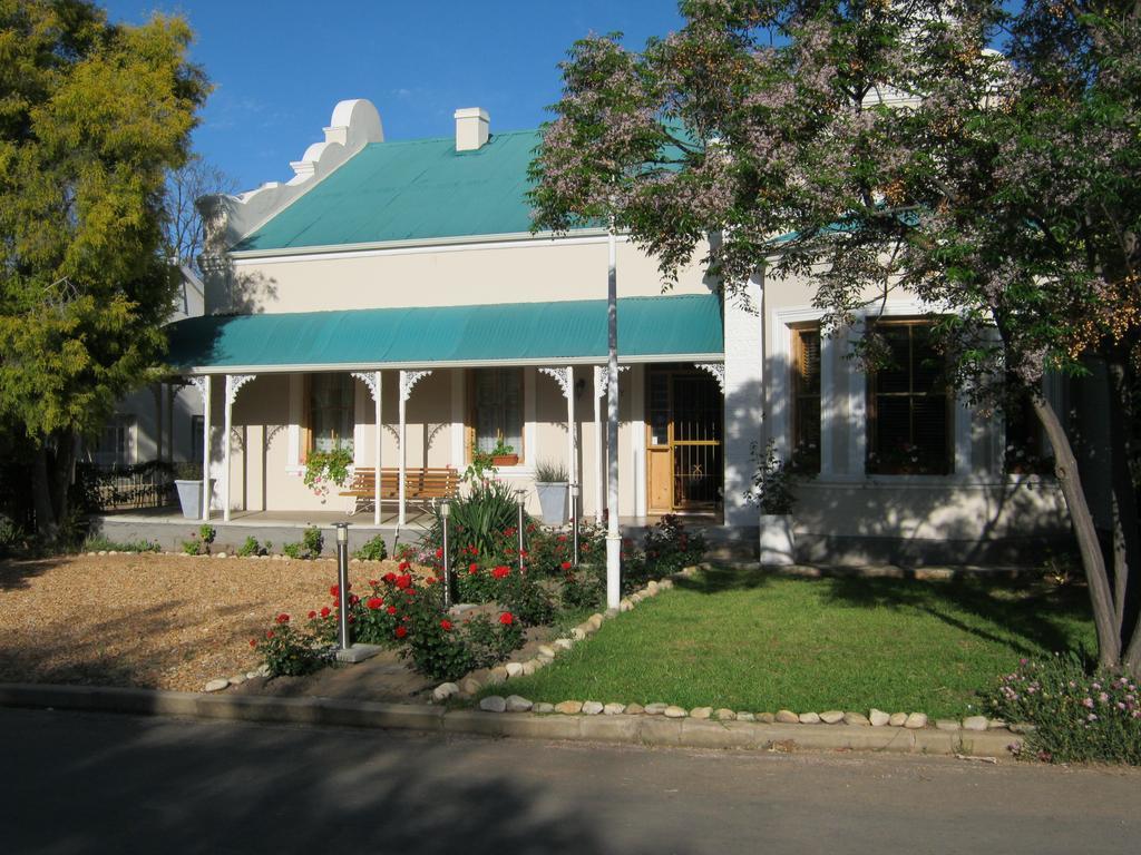 Hotel Ladismith Manor Esterno foto