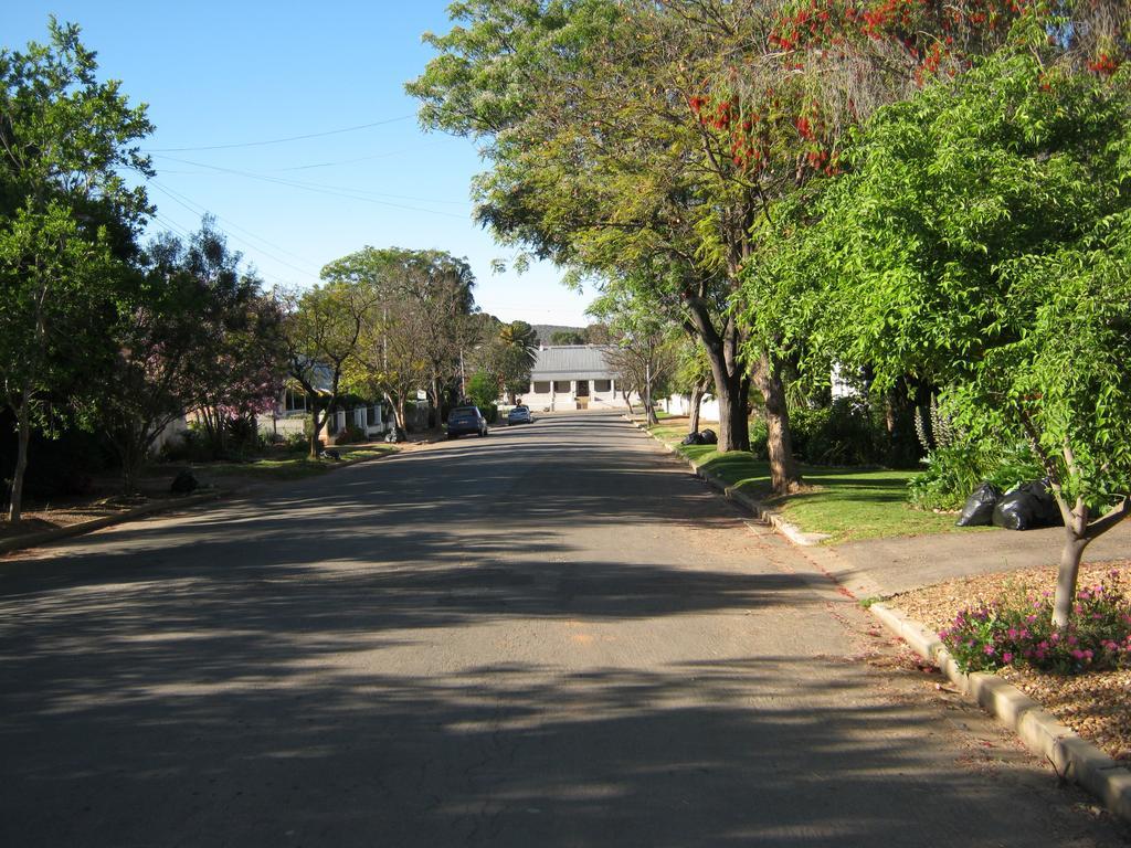 Hotel Ladismith Manor Esterno foto