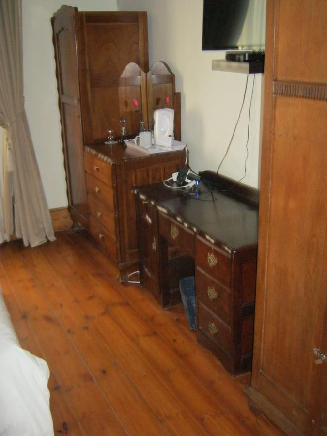 Hotel Ladismith Manor Esterno foto